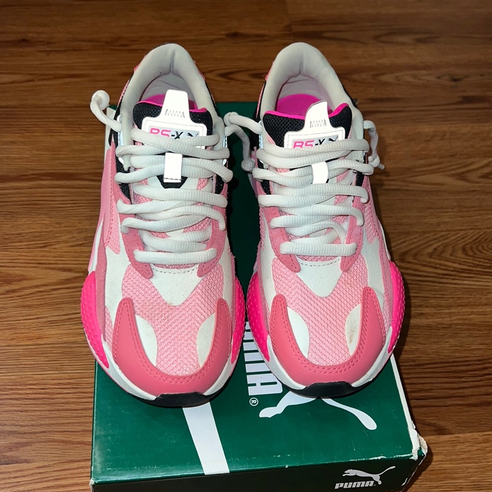 Puma - Picture 2 of 2